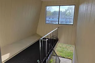 1506 Cortland Dr, Newburgh, NY 12550 - Photo 10