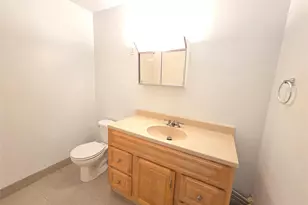 1506 Cortland Dr, Newburgh, NY 12550 - Photo 8