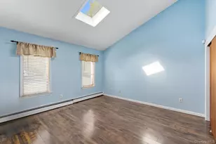 17 Golden Gate Dr, Shirley, NY 11967 - Photo 8