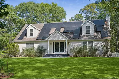 70 Straight Path, Southampton, NY 11968 - Photo 1