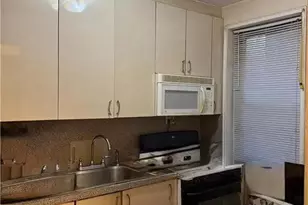 150 West End Ave, Brooklyn, NY 11235 - Photo 12