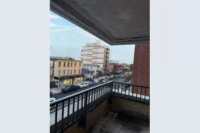 150 West End Avenue #3B, Brooklyn, NY 11235 - Photo 2