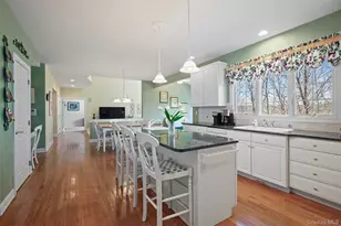13 Hyatt Ln, Somers, NY 10589 - Photo 6