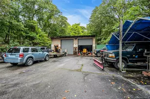 769 Meadow Rd, Smithtown, NY 11787 - Photo 6