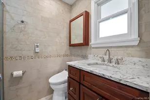21 Mellow Ln, Jericho, NY 11753 - Photo 18