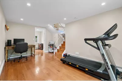 21 Mellow Lane, Jericho, NY 11753 - Photo 22