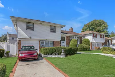 80 Rosalie Court, East Meadow, NY 11554 - Photo 2