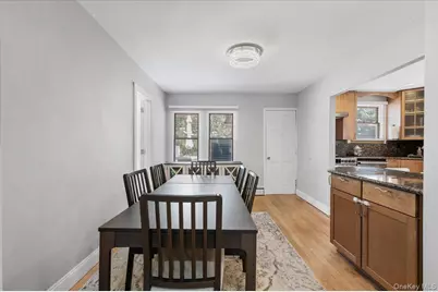 33 Prospect Avenue, Lynbrook, NY 11563 - Photo 10