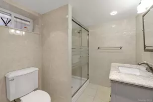 154-21 Bayside Ave, Flushing, NY 11354 - Photo 14