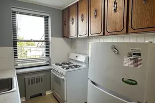 91-10 32nd Ave, Jackson Heights, NY 11369 - Photo 8