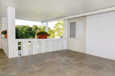 54 Bennett Common, Millbrook, NY 12545 - Photo 2