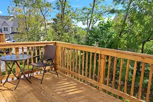 807 Fairway Ct, New Windsor, NY 12553 - Photo 2