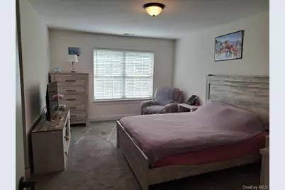 807 Fairway Court #94, New Windsor, NY 12553 - Photo 8