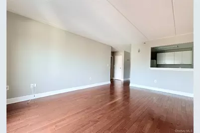 132 W Boston Post Road #5, Mamaroneck, NY 10543 - Photo 26