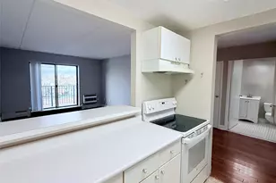 132 W Boston Post Rd, Mamaroneck, NY 10543 - Photo 32