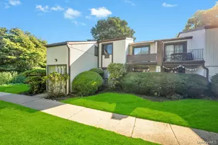 63 Richmond Blvd, Ronkonkoma, NY 11779 - Photo 2