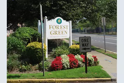 2449 (B) #16 A Union Boulevard, Islip, NY 11751 - Photo 1