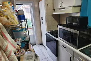 10 Sheridan Pl, Roosevelt, NY 11575 - Photo 6