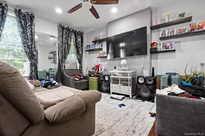 285 Lincoln Avenue, Brooklyn, NY 11208 - Photo 4