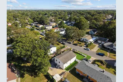 57 Benburb Street, Amityville, NY 11701 - Photo 42