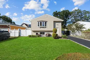 57 Benburb St, Amityville, NY 11701 - Photo 38