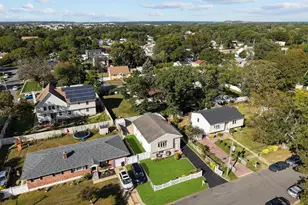 57 Benburb St, Amityville, NY 11701 - Photo 40