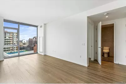 13336 37 Avenue #11H, Flushing, NY 11354 - Photo 10