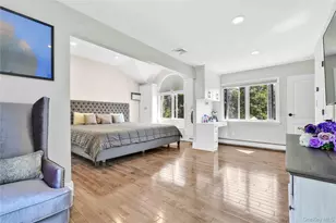 2 Amherst Ln, Smithtown, NY 11787 - Photo 18