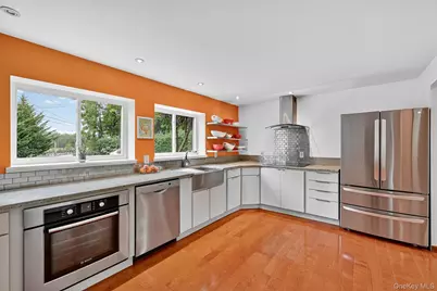 2 Tenny Lane, Cornwall, NY 12518 - Photo 12