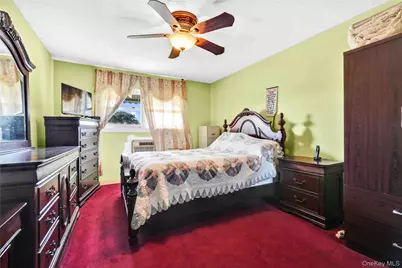 1472 Stickney Place, Bronx, NY 10469 - Photo 8