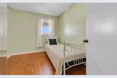 1472 Stickney Place, Bronx, NY 10469 - Photo 10