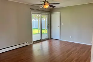 17 Rural Ln, Levittown, NY 11756 - Photo 6