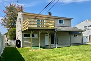 17 Rural Ln, Levittown, NY 11756 - Photo 22