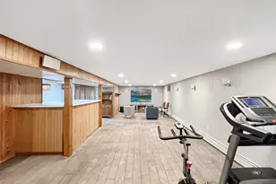 56-35 174th St, Fresh Meadows, NY 11365 - Photo 16