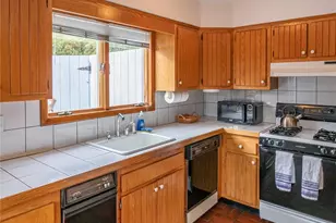 18 Alanson Ln, Hampton Bays, NY 11946 - Photo 8