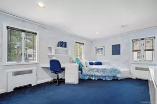 23 Parkside Dr, Great Neck, NY 11021 - Photo 36