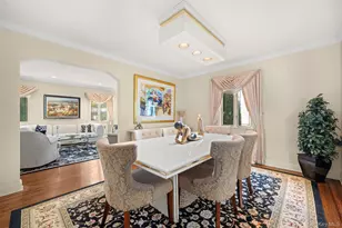 23 Parkside Dr, Great Neck, NY 11021 - Photo 10