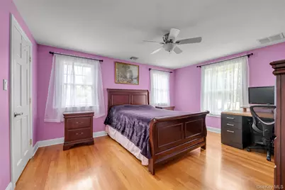 10 Field Avenue, Hicksville, NY 11801 - Photo 18