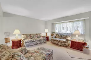 142 N Chestnut St, Massapequa, NY 11758 - Photo 10