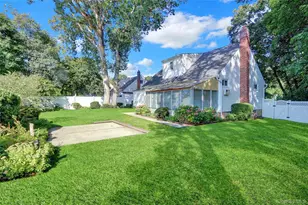 142 N Chestnut St, Massapequa, NY 11758 - Photo 8