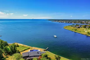 10 Great Cove Ln, Islip, NY 11751 - Photo 2