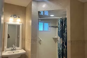 311 Riviera Pkwy, Lindenhurst, NY 11757 - Photo 24