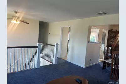 311 Riviera Parkway, Lindenhurst, NY 11757 - Photo 16