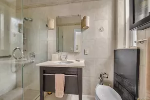 68-10 108th St, Forest Hills, NY 11375 - Photo 14