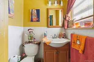 3950 Throggs Neck Expressway, Bronx, NY 10465 - Photo 6