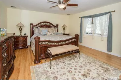 204 Margaret Boulevard, Merrick, NY 11566 - Photo 12