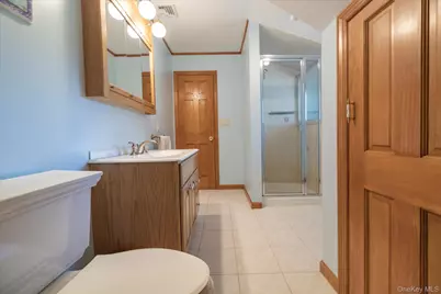 15 Baylis Rd Baylis Road, Rockville Centre, NY 11570 - Photo 12