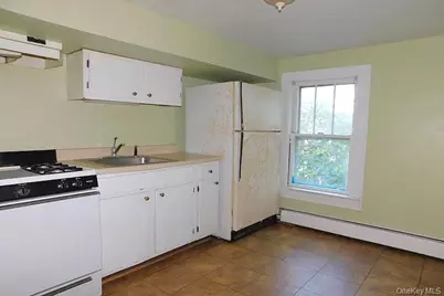 130 James Street 02, Rosendale, NY 12472 - Photo 2