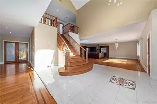 1-04 Malba Dr, Whitestone, NY 11357 - Photo 4