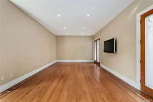 1-04 Malba Dr, Whitestone, NY 11357 - Photo 16